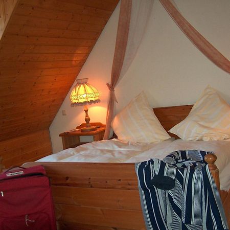 Akzent Hotel Zur Wasserburg - Hotel Garni Bed & Breakfast Harpstedt Exterior photo