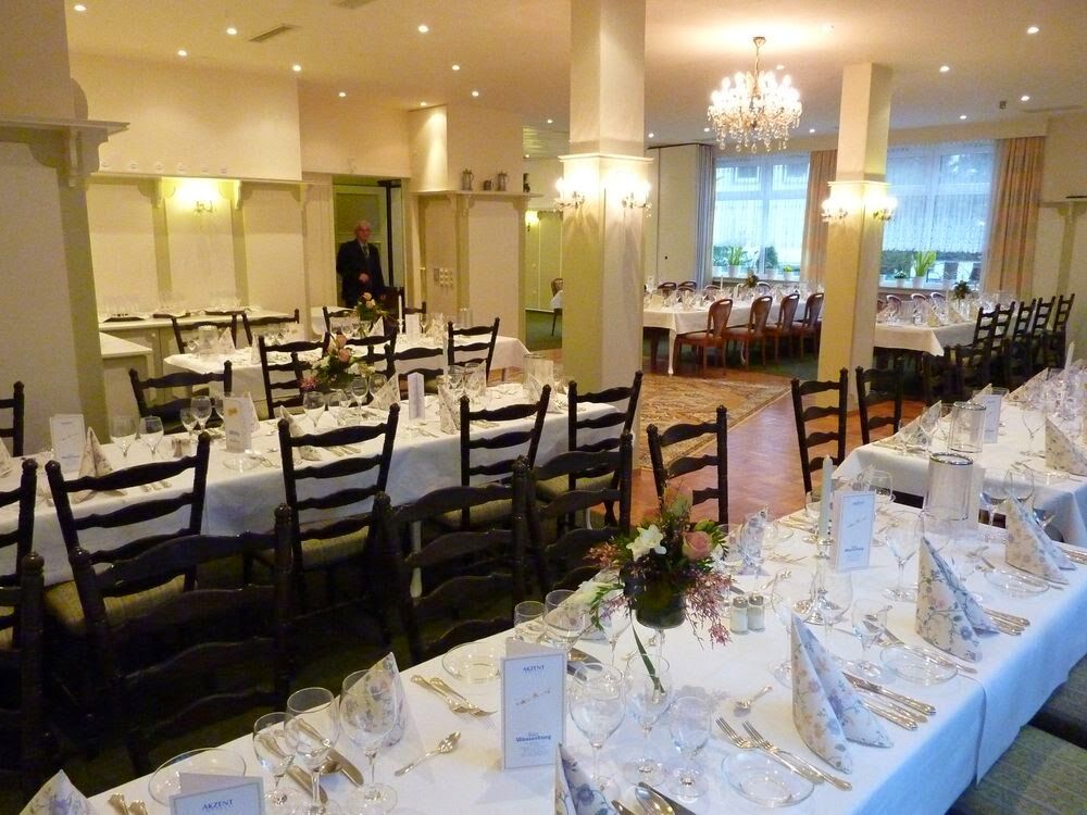 Akzent Hotel Zur Wasserburg - Hotel Garni Bed & Breakfast Harpstedt Exterior photo